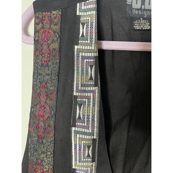 D D Designs Vintage Womens Vest Size Small Black Multi Tapestry Metallic Ribbon - Picture 8 of 12